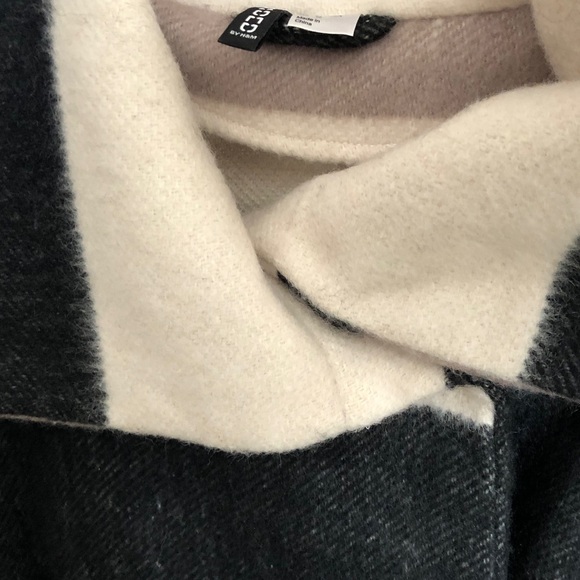 Divided by H&M Striped Belted Women's  Coat - Picture 6 of 6